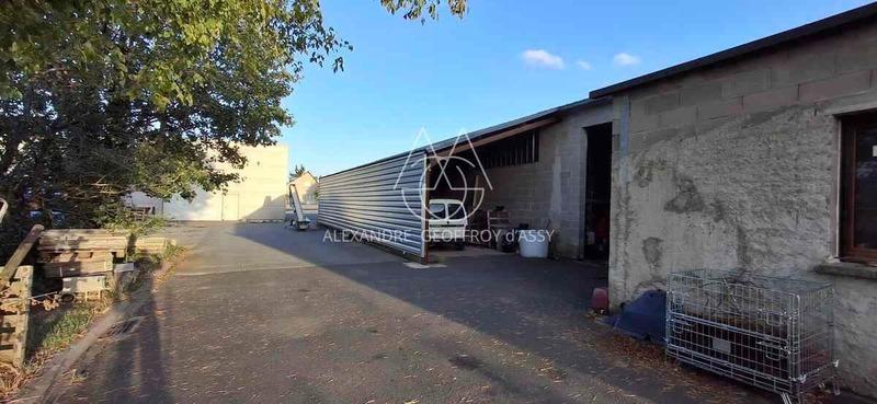 Propriété - 650 m² - 8 pièces