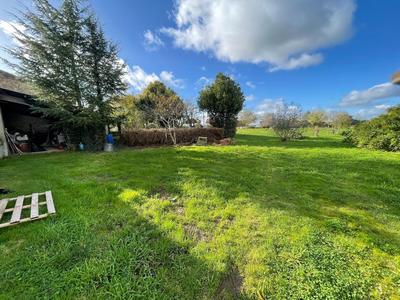 Maison - 270 m² - 10 pièces