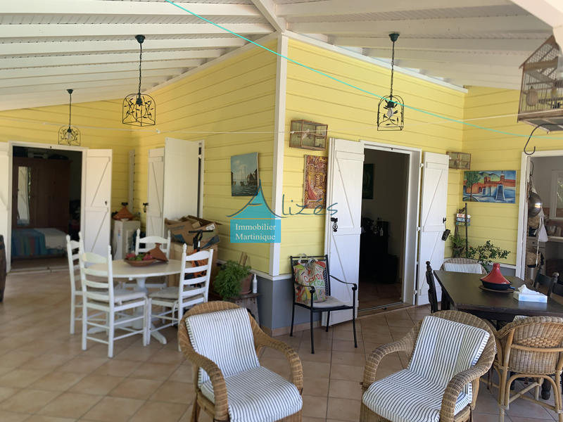 Maison - 137 m² - 7 pièces