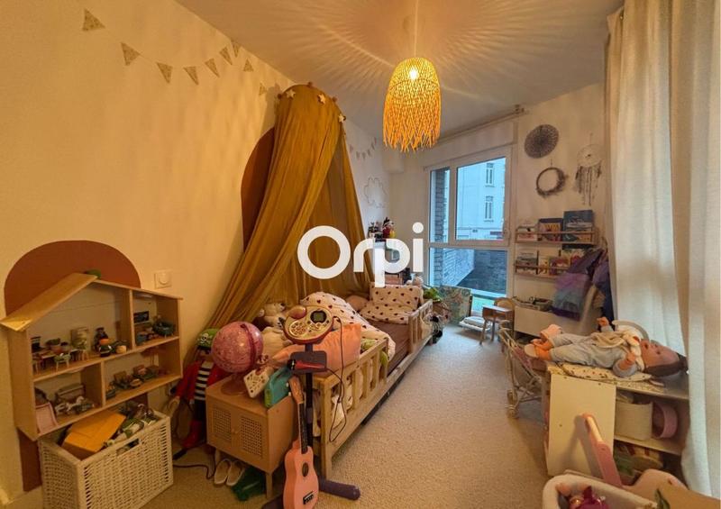 Appartement - 92 m² - 4 pièces