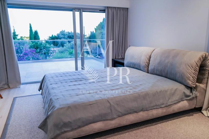 Villa - 400 m² - 9 pièces