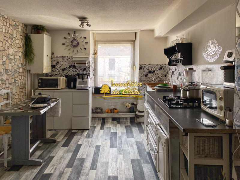 Maison - 150 m² - 12 pièces