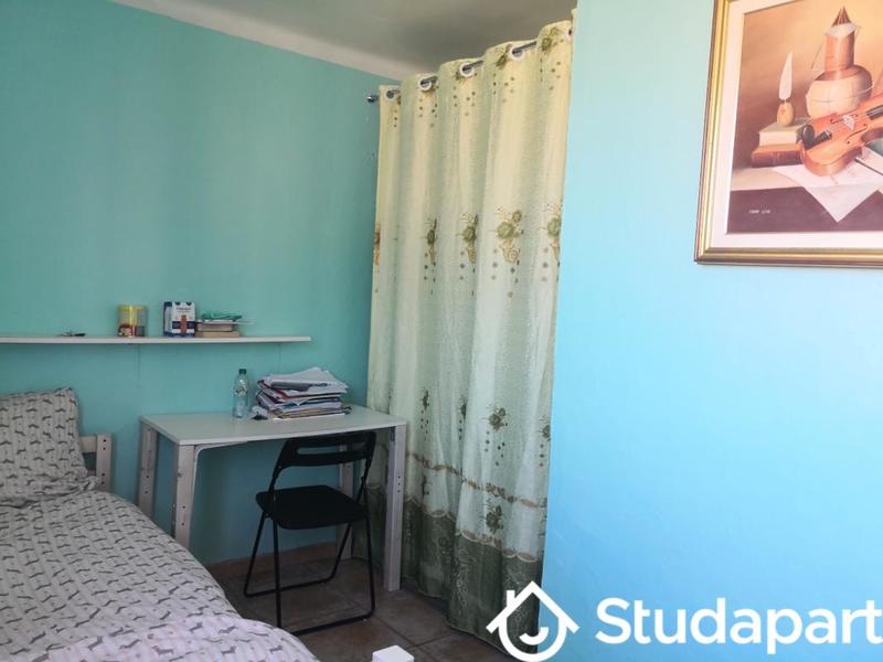 Chambre - 10 m² - 1 pièce