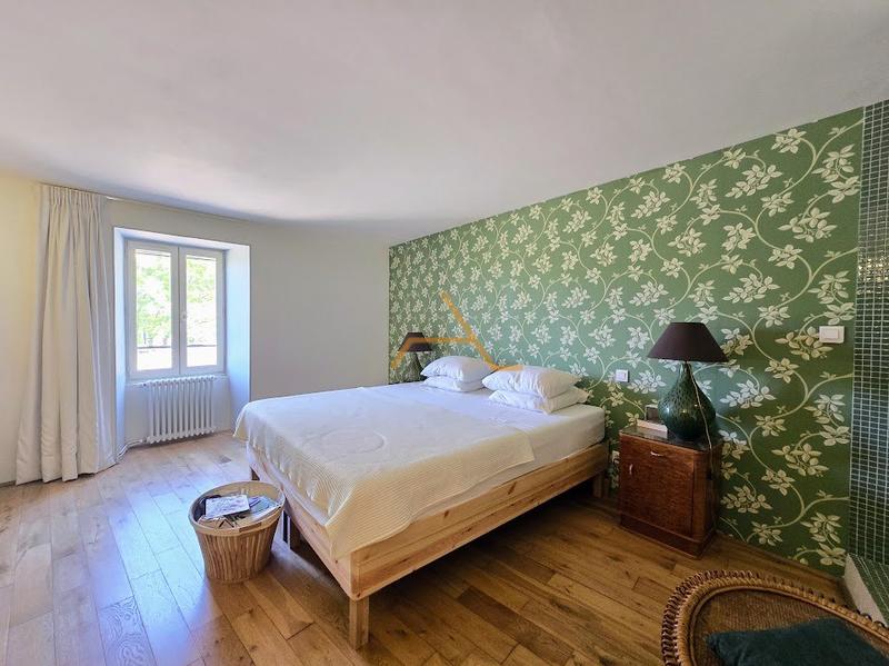 Maison de village - 151 m² - 6 pièces