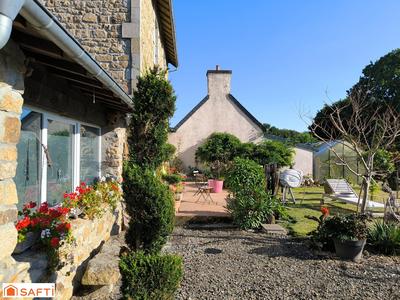 Maison - 127 m² - 7 pièces