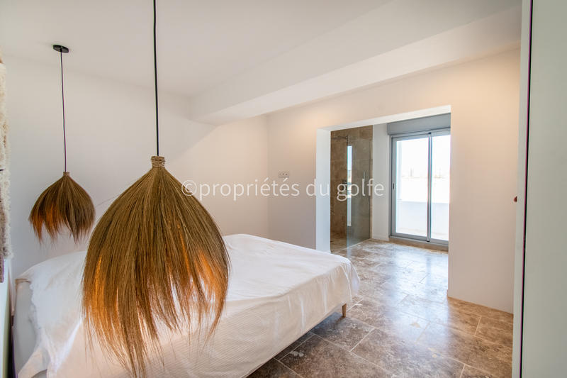 Maison - 161 m² - 6 pièces