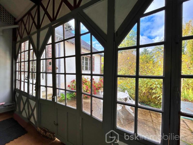 Propriété - 487 m² - 22 pièces