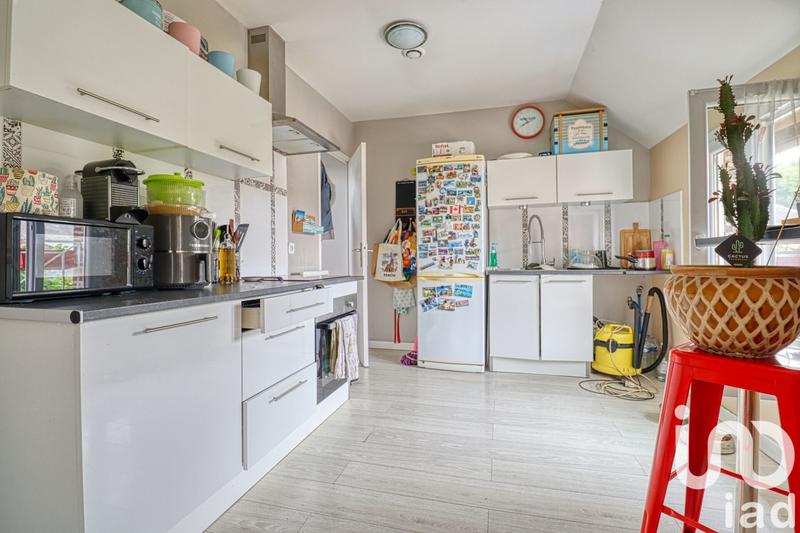 Appartement - 121 m² - 6 pièces