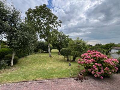 Pavillon - 170 m² - 5 pièces