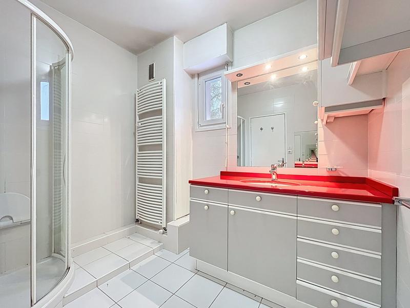 Appartement - 100 m² - 4 pièces