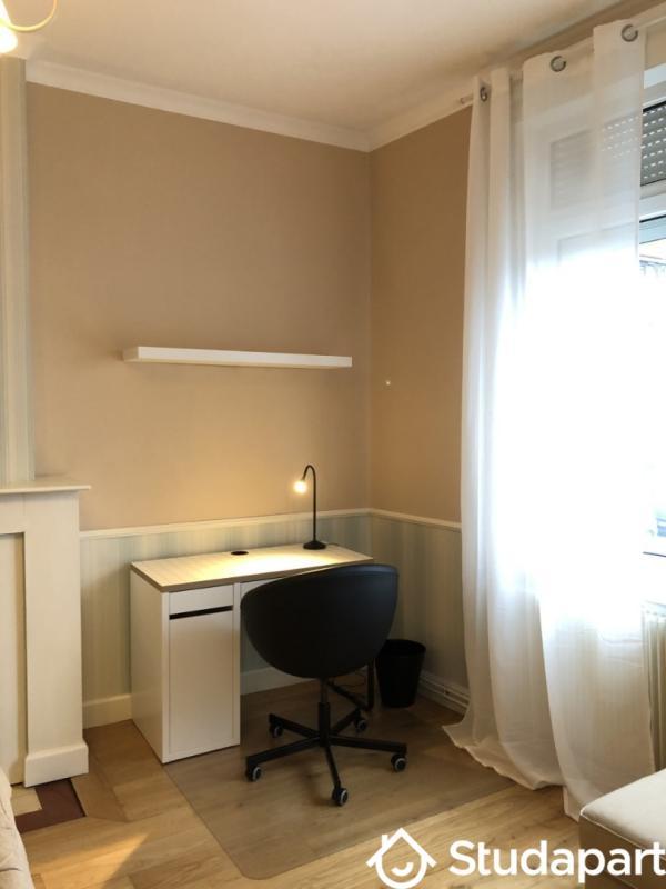 Chambre - 15 m² - 1 pièce