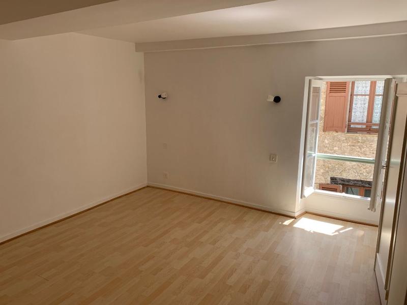 Appartement - 87 m² - 3 pièces