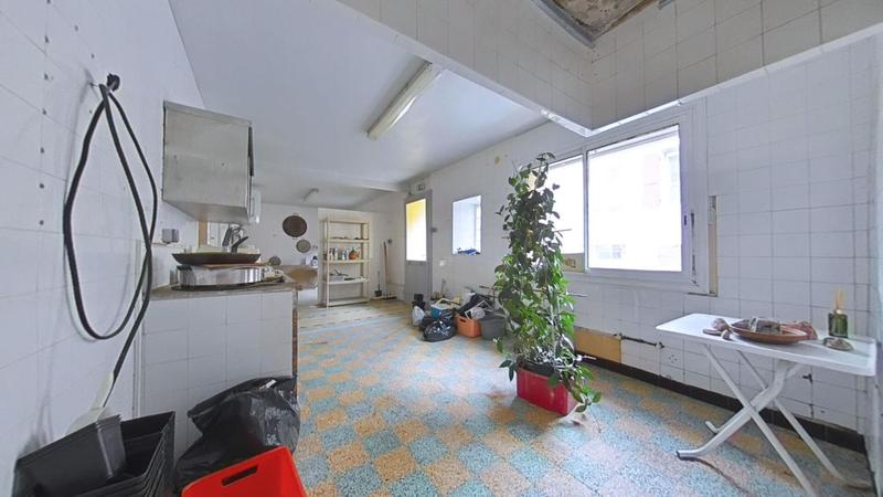 Maison - 200 m² - 6 pièces