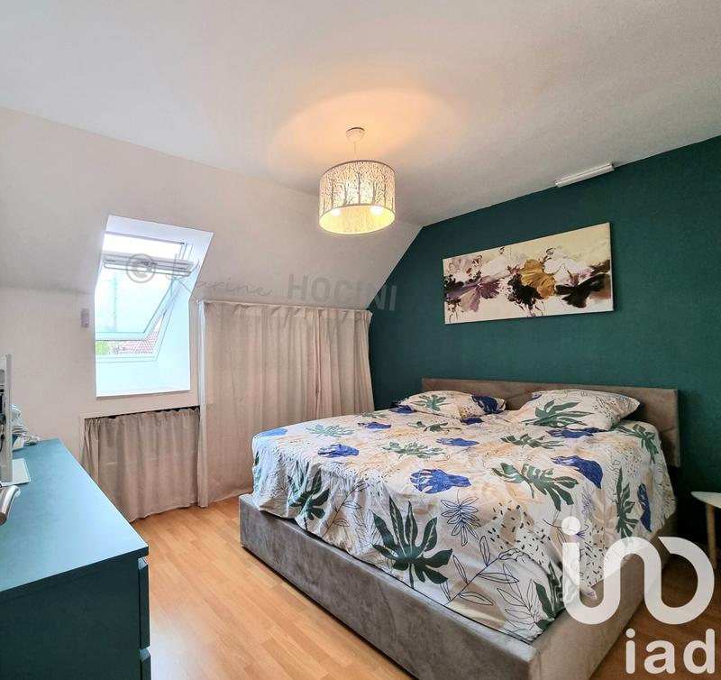 Maison - 95 m² - 5 pièces