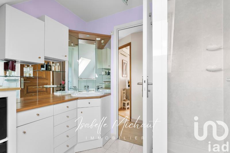 Maison - 150 m² - 8 pièces