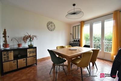 Maison - 83 m² - 5 pièces