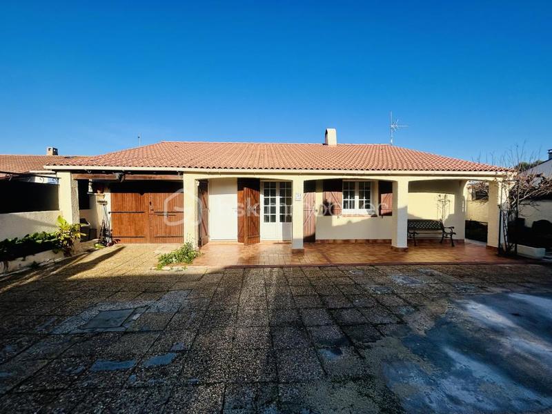 Maison traditionnelle - 86 m² - 4 pièces