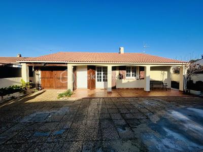 Maison traditionnelle - 86 m² - 4 pièces