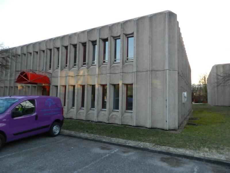 Bureau - 138 m² - 6 pièces