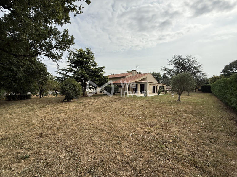 Maison traditionnelle - 140 m² - 5 pièces