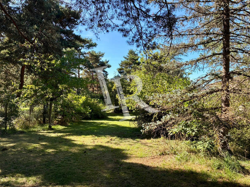 Maison - 286 m² - 8 pièces