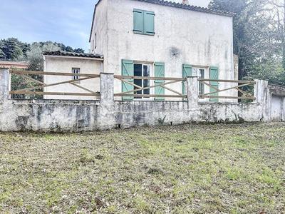 Maison - 173 m² - 6 pièces