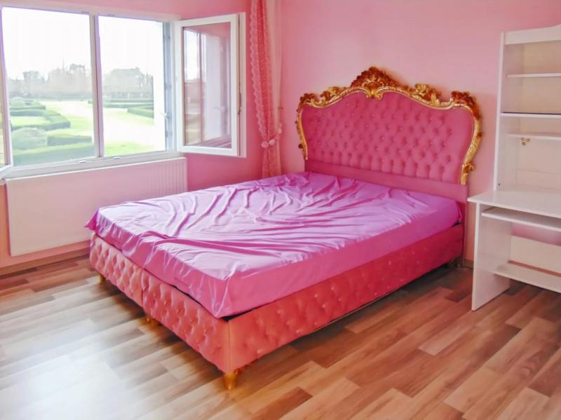 Maison - 145 m² - 9 pièces