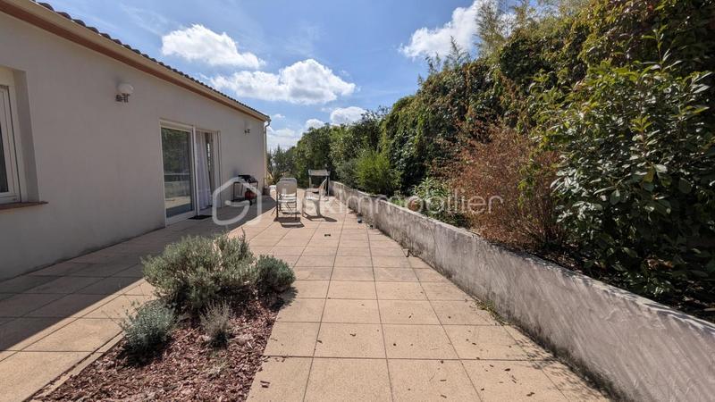 Maison - 227 m² - 8 pièces