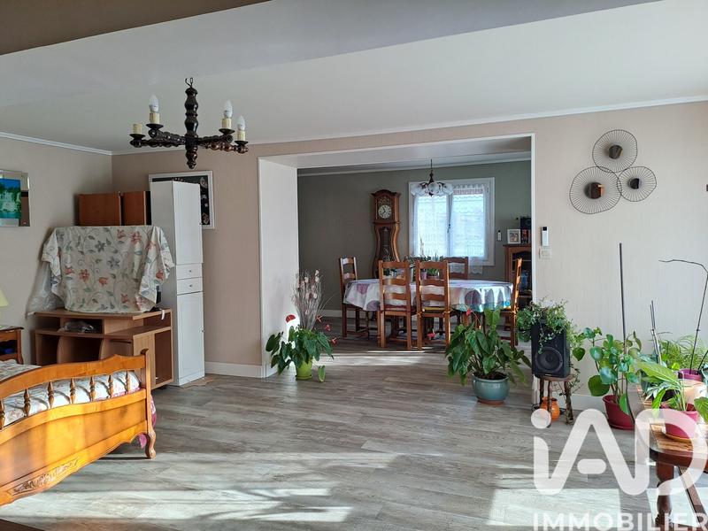 Maison - 138 m² - 8 pièces