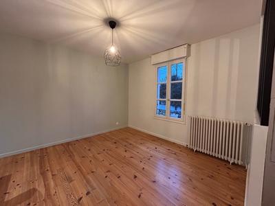 Maison - 150 m² - 4 pièces