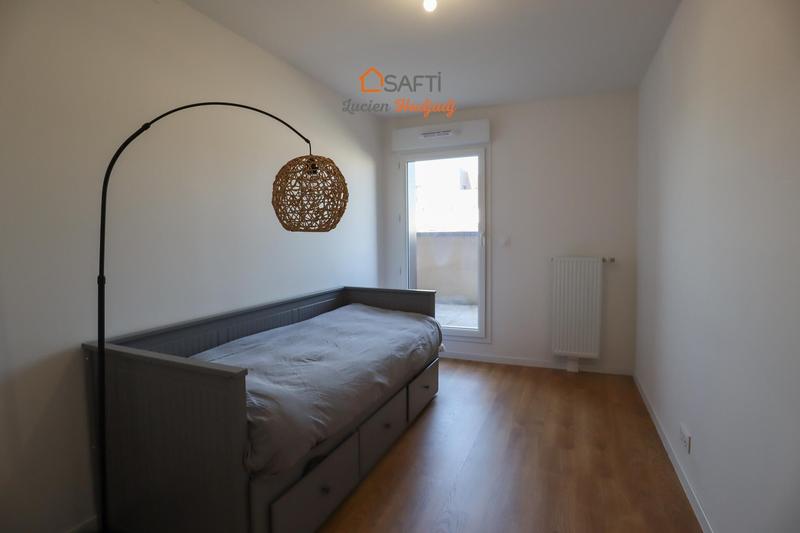 Appartement - 104 m² - 5 pièces