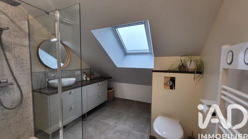 Maison - 99 m² - 5 pièces