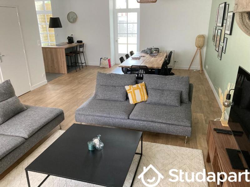 Chambre - 15 m² - 1 pièce