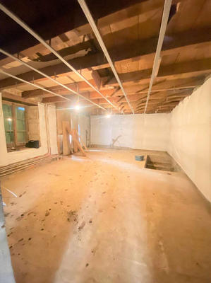 Maison - 260 m² - 6 pièces