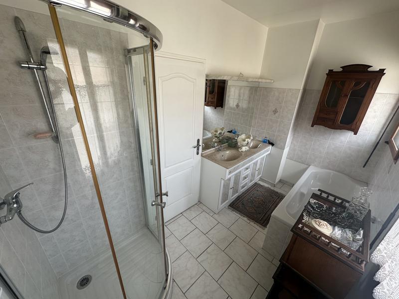 Maison - 104 m² - 5 pièces