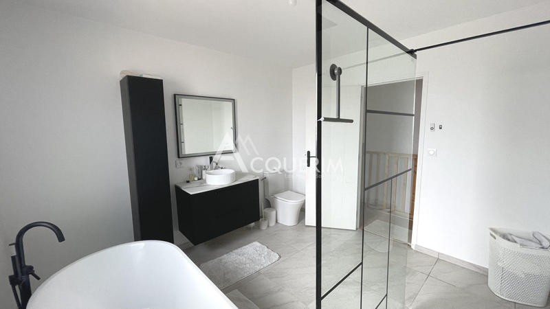 Maison - 114 m² - 4 pièces