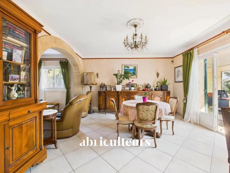 Maison ancienne - 232 m² - 8 pièces