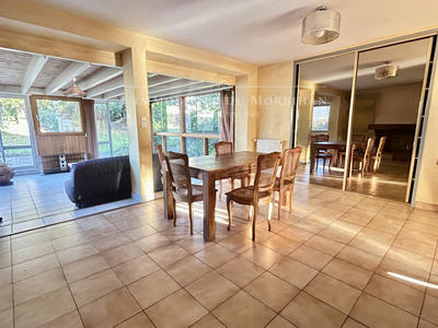 Maison - 163 m² - 7 pièces