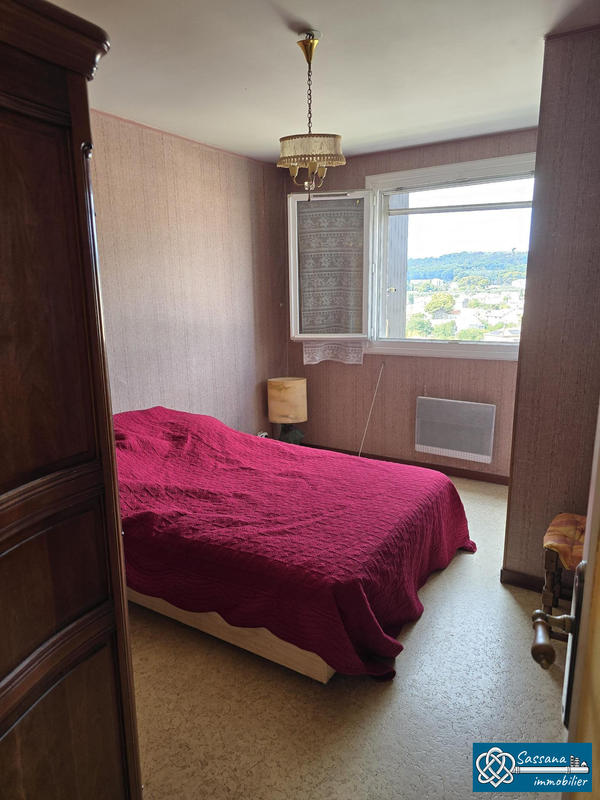 Appartement - 104 m² - 5 pièces