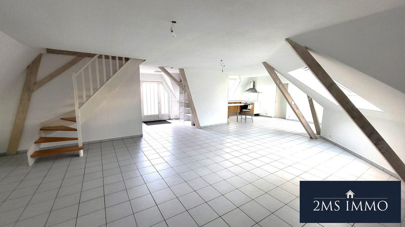 Duplex - 93 m² - 5 pièces