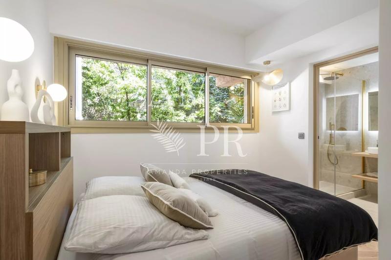 Appartement - 120 m² - 5 pièces