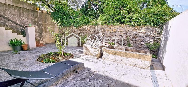 Maison - 190 m² - 5 pièces