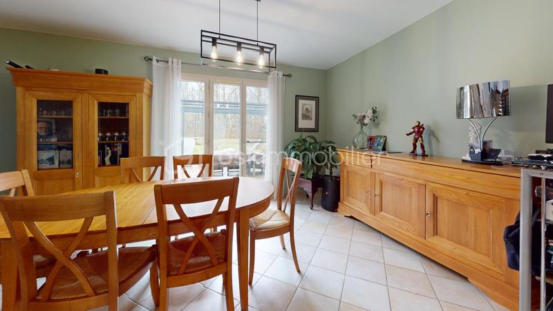 Maison - 98 m² - 5 pièces