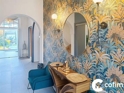 Maison - 210 m² - 8 pièces