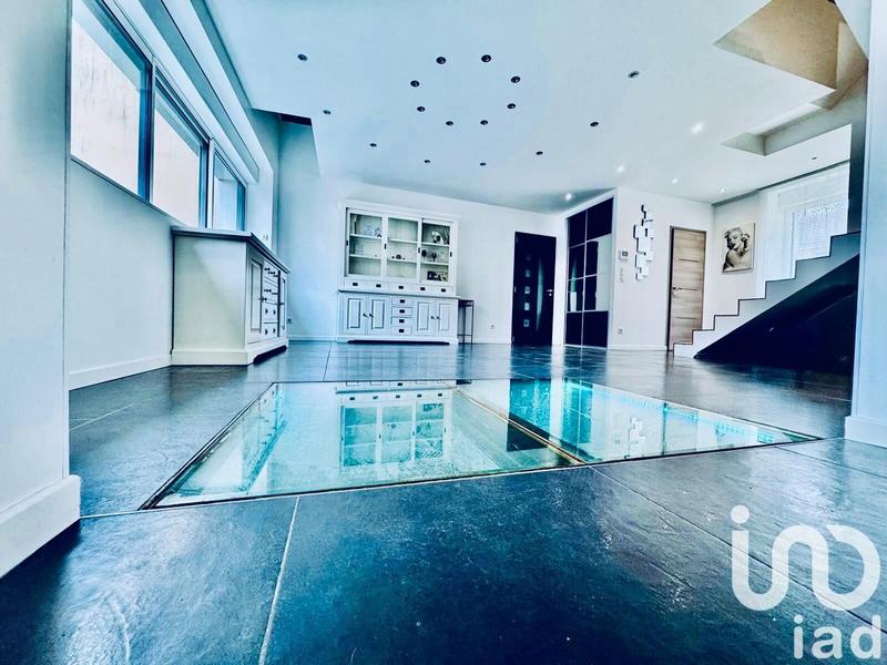 Maison de village - 304 m² - 7 pièces