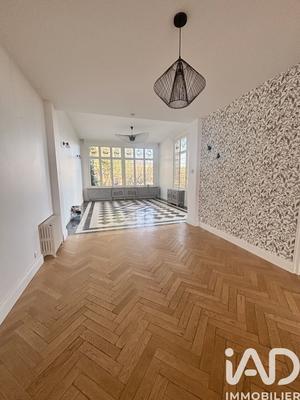 Maison de ville - 290 m² - 5 pièces