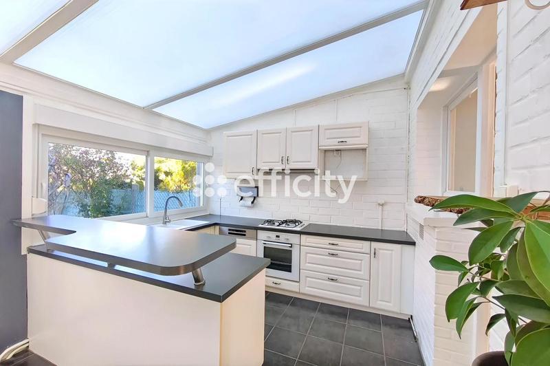 Maison - 89 m² - 4 pièces