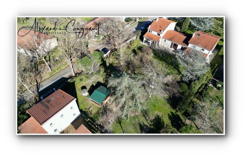 Villa - 208 m² - 8 pièces