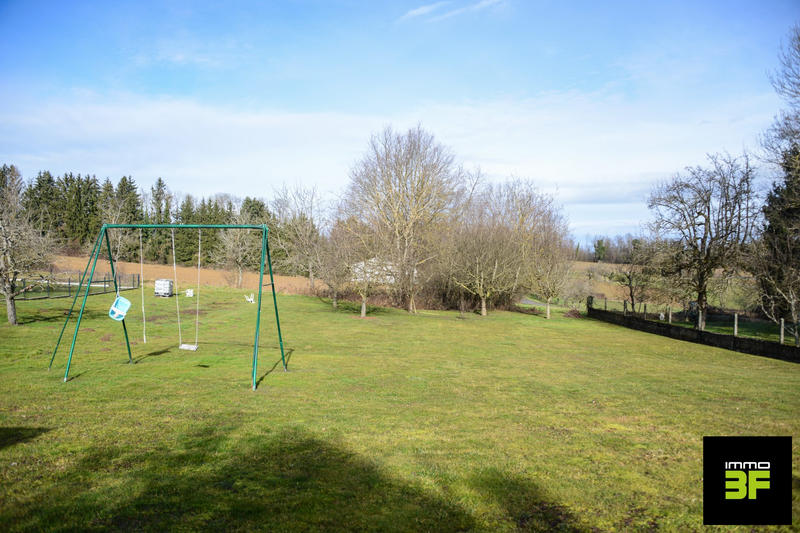 Maison - 186 m² - 6 pièces