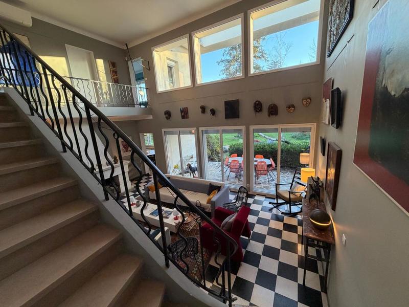 Villa - 196 m² - 7 pièces